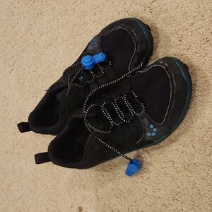 Vivo Barefoot hiking shoes sz EU 37